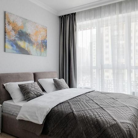 Modern New Cozy Apartment Kvartet Railway Station Kiev Buitenkant foto