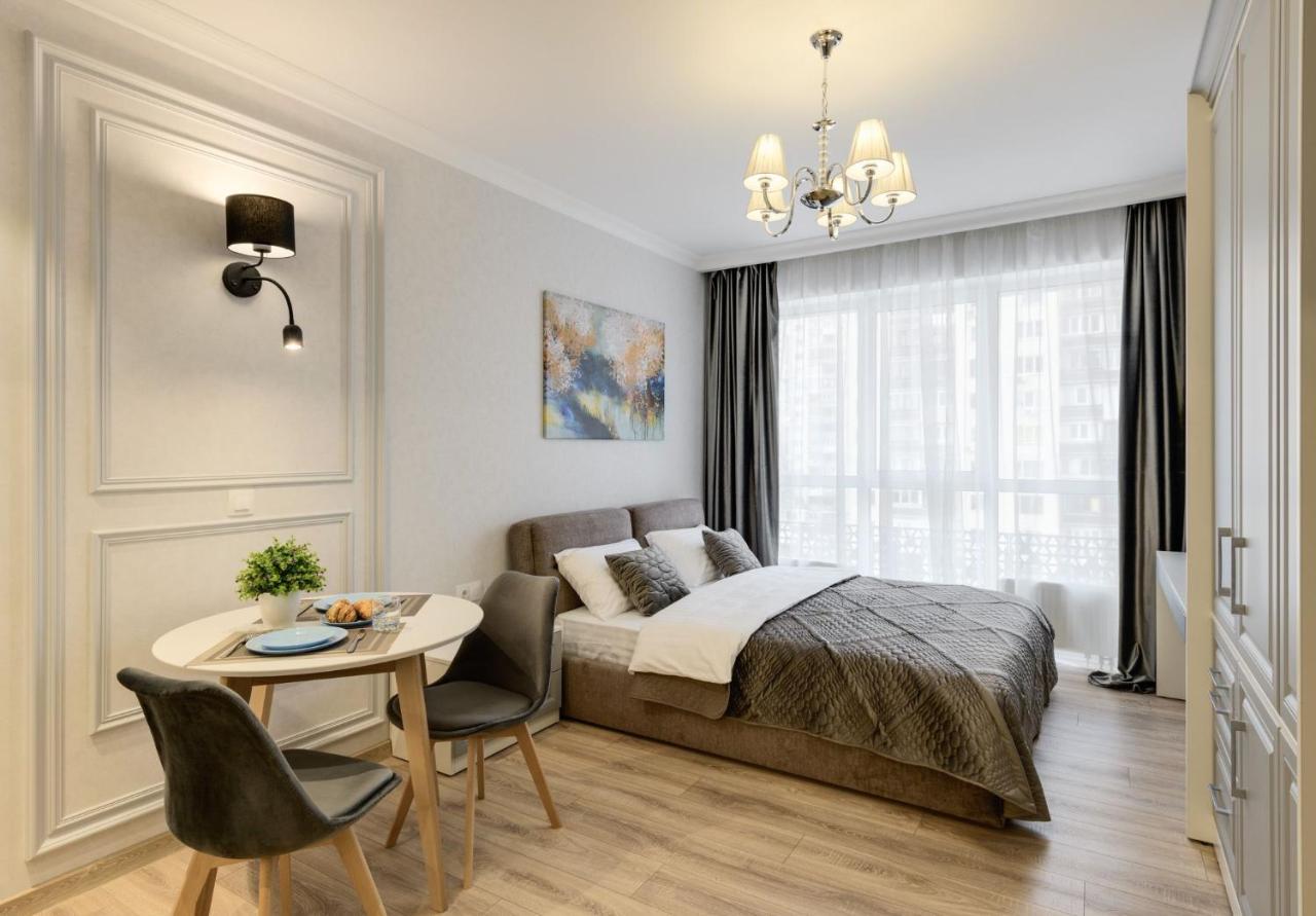 Modern New Cozy Apartment Kvartet Railway Station Kiev Buitenkant foto