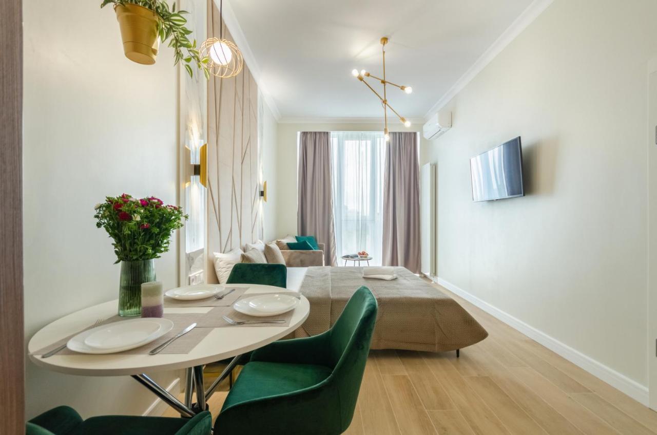 Modern New Cozy Apartment Kvartet Railway Station Kiev Buitenkant foto
