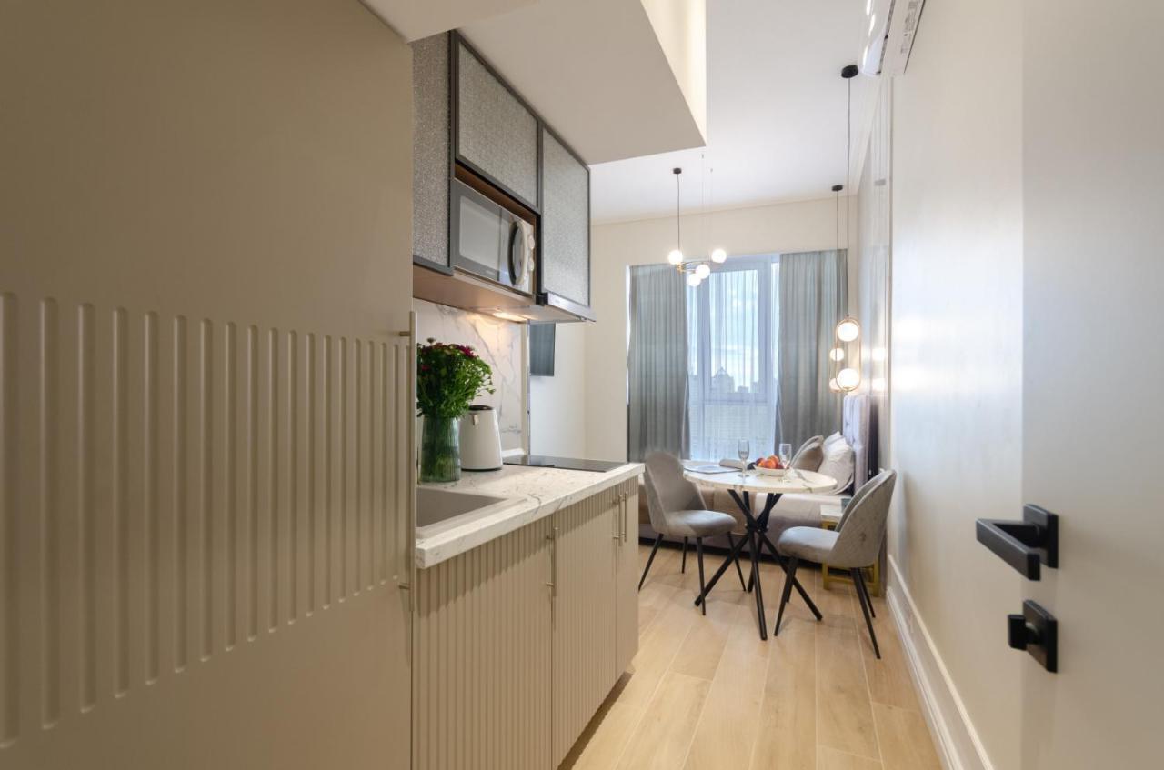 Modern New Cozy Apartment Kvartet Railway Station Kiev Buitenkant foto